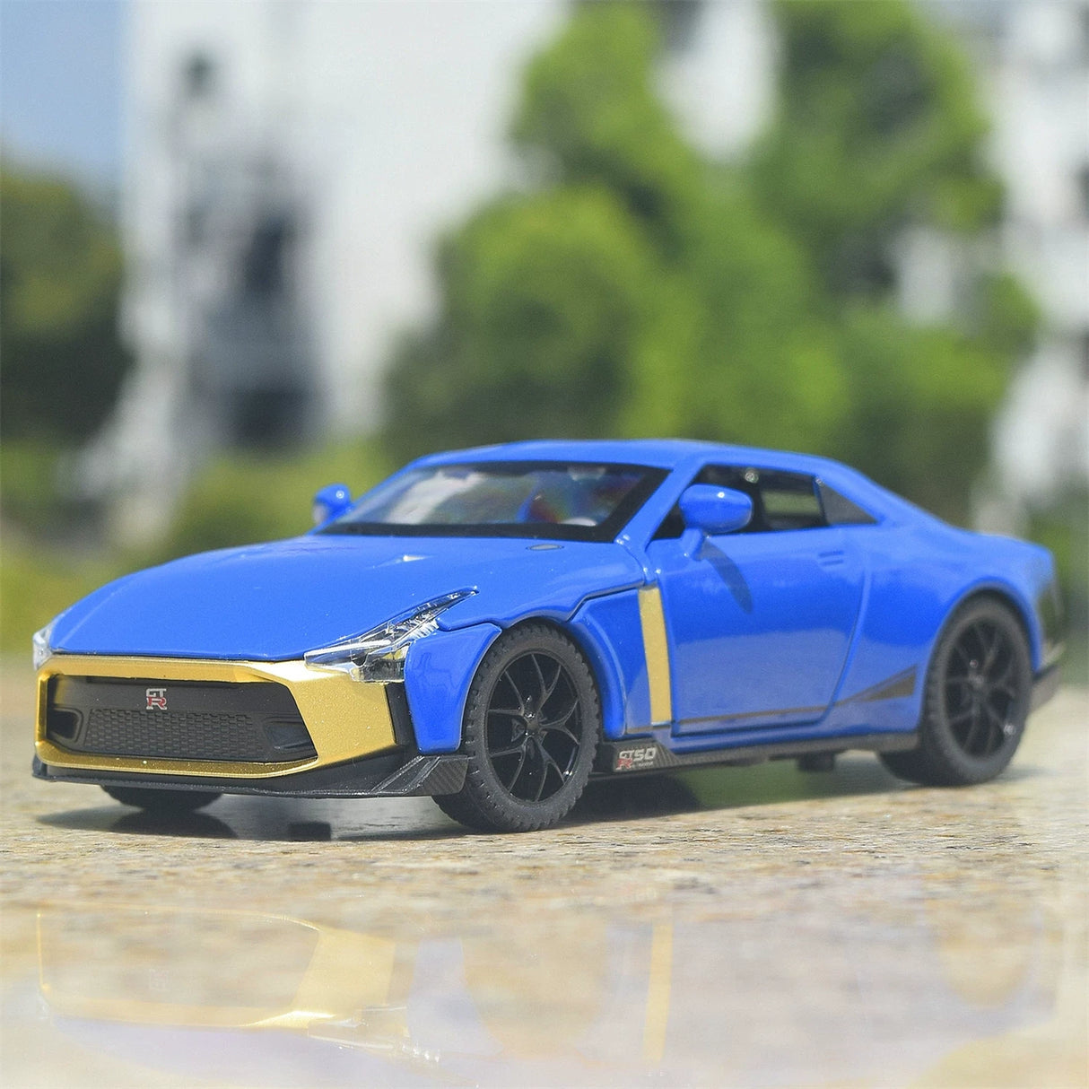 Nissan 2018 GT-R50 von Italdesign Blue 1:32 – Druckguss-Display-Modell Druckguss