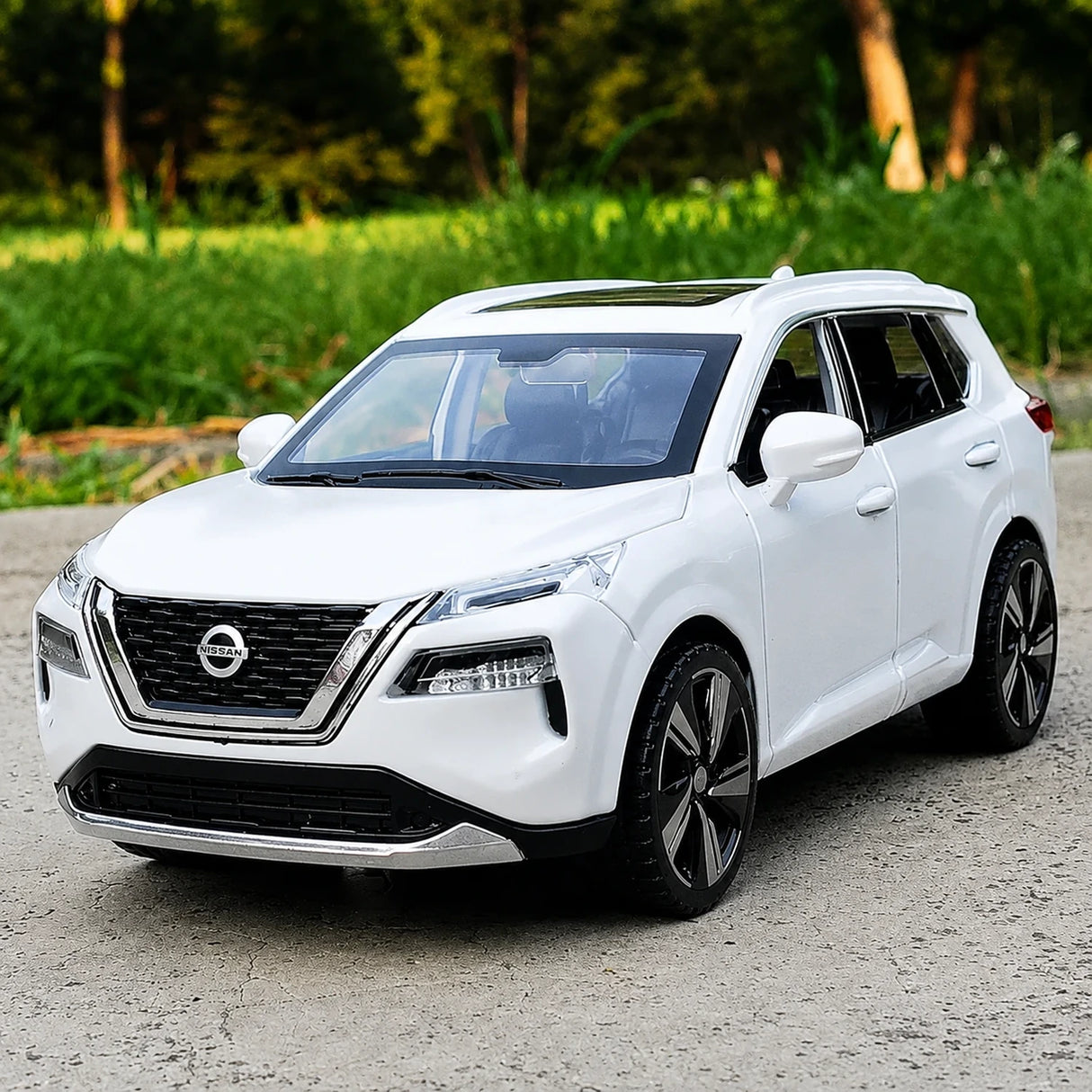 Nissan 2021 X-Trail White 1:32 – Druckguss-Display-Modell in Druckguss
