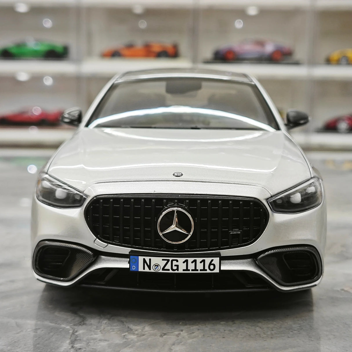 NZG Mercedes-AMG 2023 S 63 E Performance V223 Hightech Silver 1:18 – Collectible Diecast Model Die-Cast