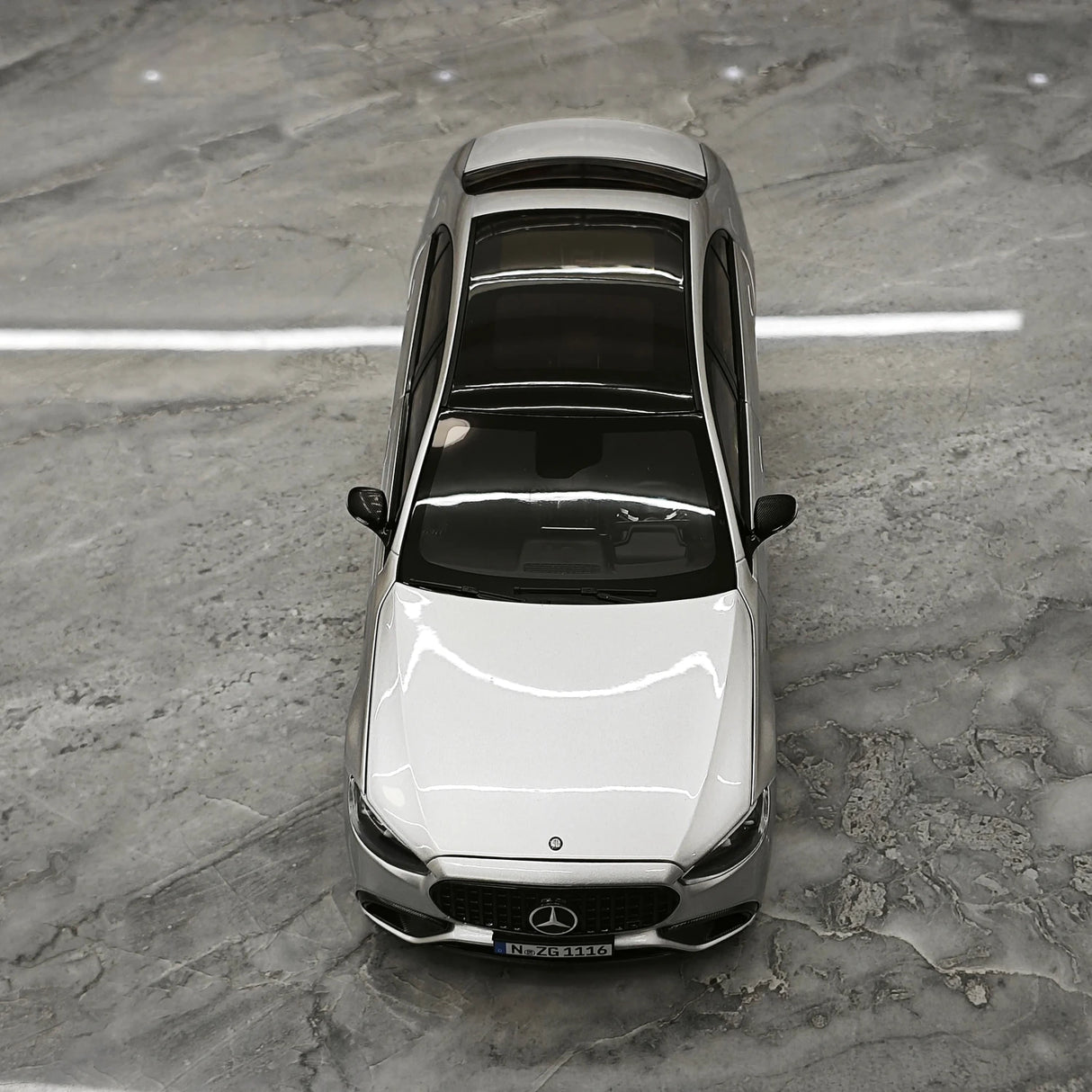 NZG Mercedes-AMG 2023 S 63 E Performance V223 Hightech Silver 1:18 – Collectible Diecast Model Die-Cast