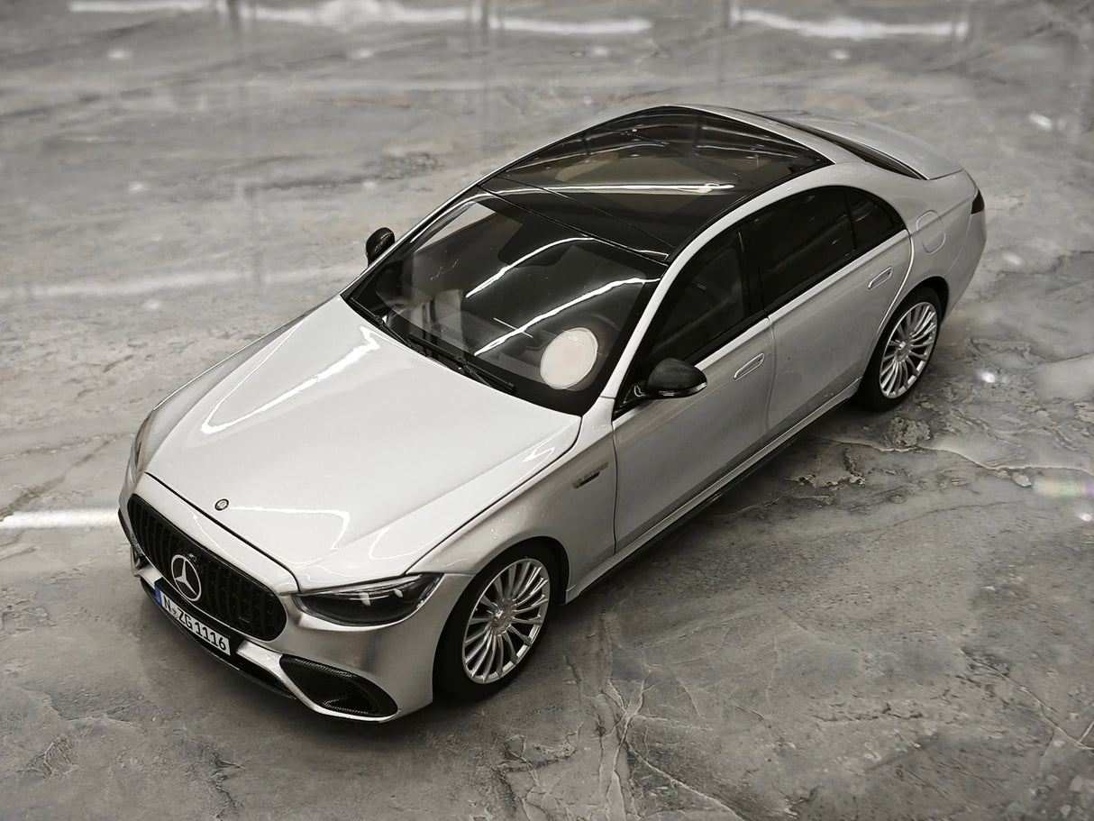 NZG Mercedes-AMG 2023 S 63 E Performance V223 Hightech Silver 1:18 – Collectible Diecast Model Die-Cast