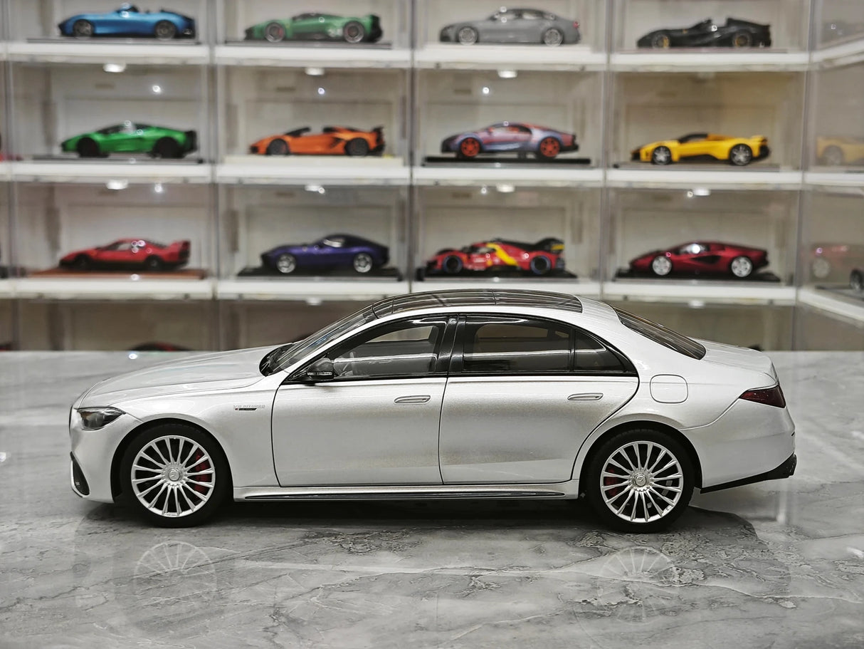 NZG Mercedes-AMG 2023 S 63 E Performance V223 Hightech Silver 1:18 – Collectible Diecast Model Die-Cast