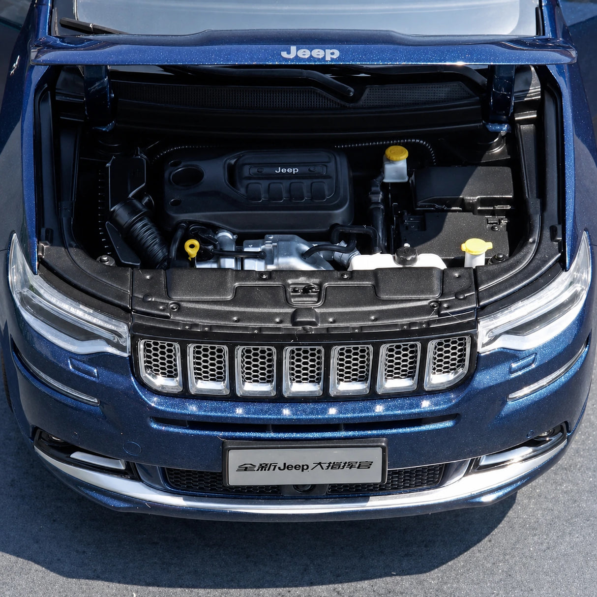 OEM Jeep 2018 Grand Commander Blue 1:18 – Kolekcjonerski model odlewany