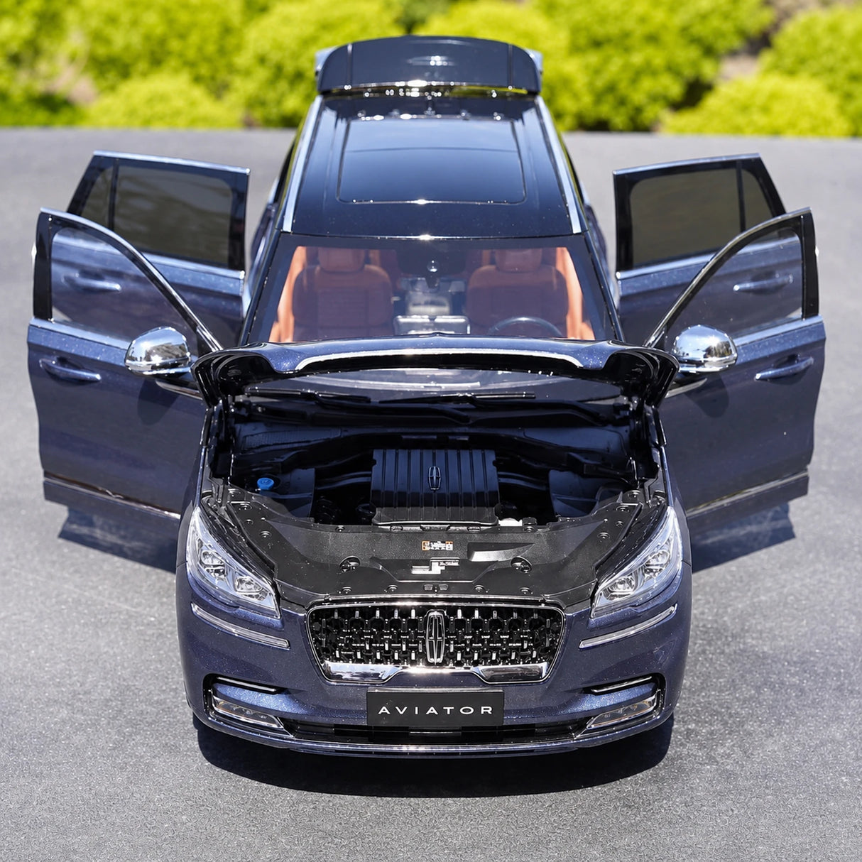 OEM Lincoln 2020 أفياتور بلو 1:18 – نموذج معدني قابل للجمع مصبوب، مصبوب.