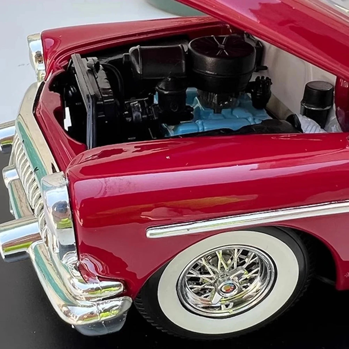 OEM Buick 1953 Skylark Convertible Red 1:18 – Collectible Diecast Model Die-Cast