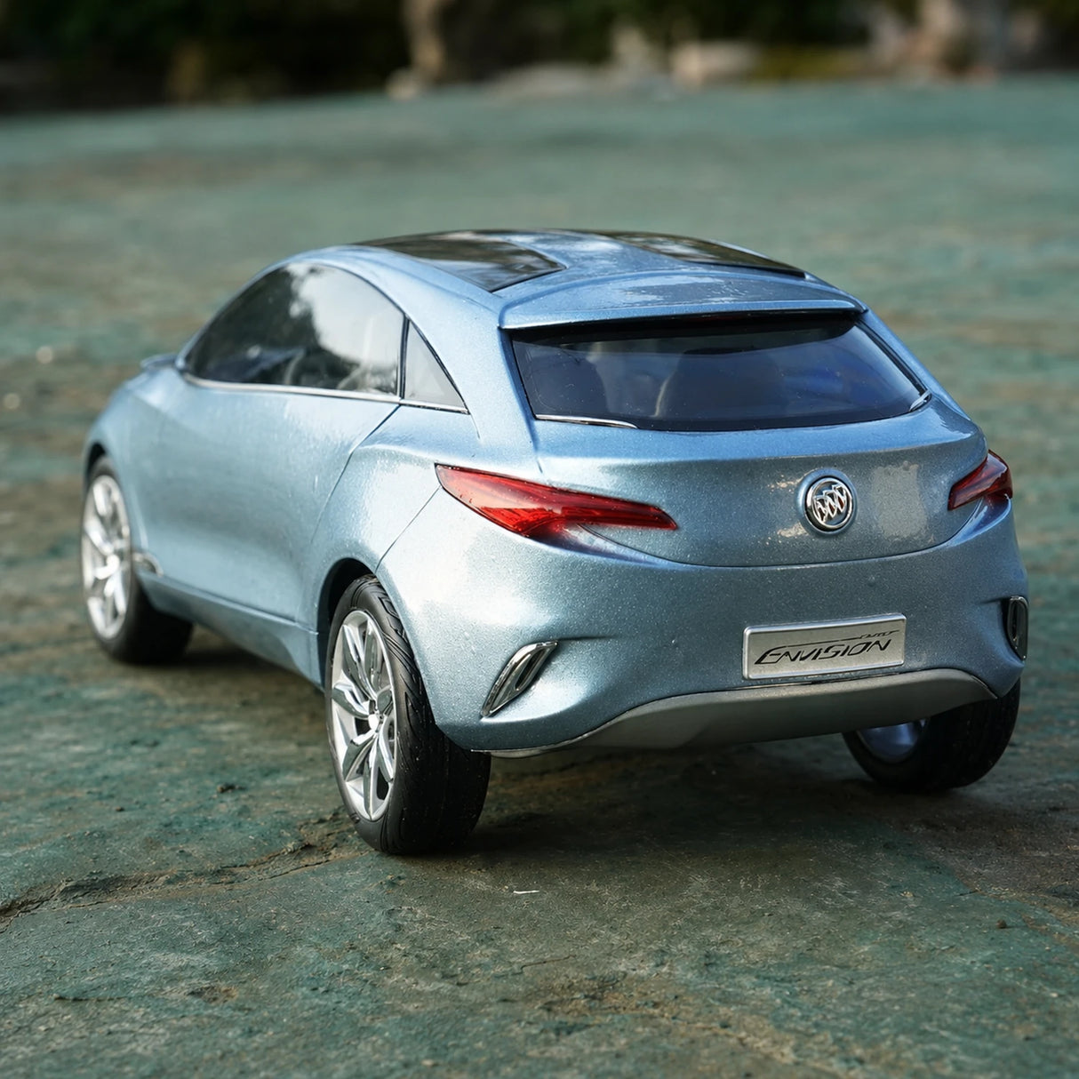 OEM Buick 2011 Envision Concept Blue 1:18 – Collectible Diecast Model Die-Cast