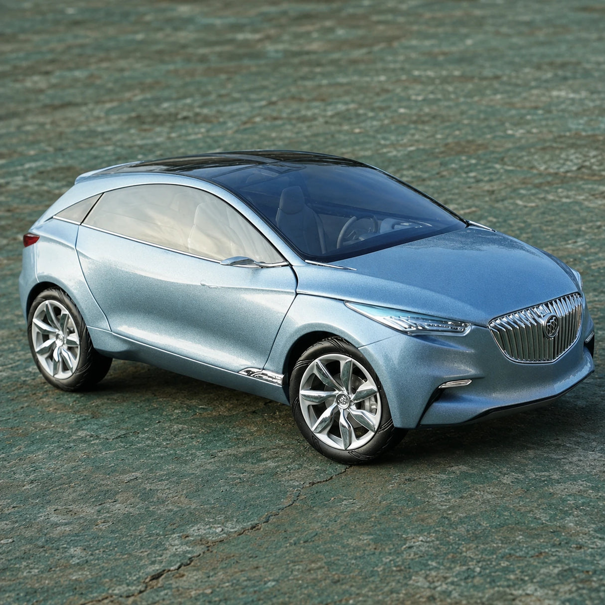 OEM Buick 2011 Envision Concept Blue 1:18 – Collectible Diecast Model Die-Cast