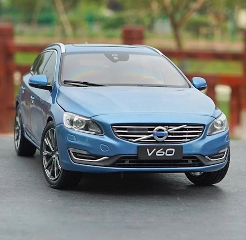 OEM Volvo 2014 V60 Blue 1:18 – Kolekcjonerski model odlewany