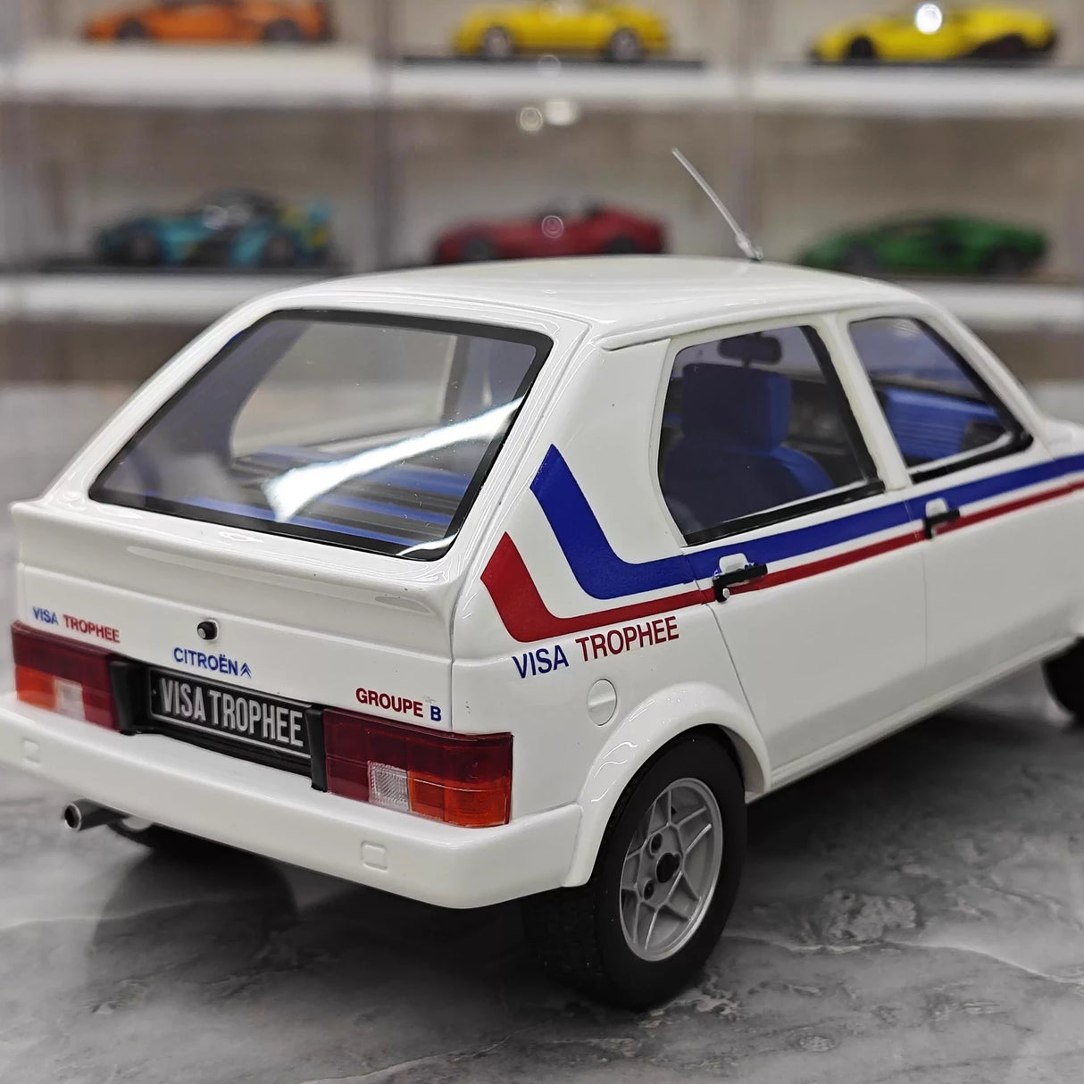 OTTO Citroen 1983 فيزا تروفي Gr.B 1:18 – راتنج نموذجي قابل للجمع