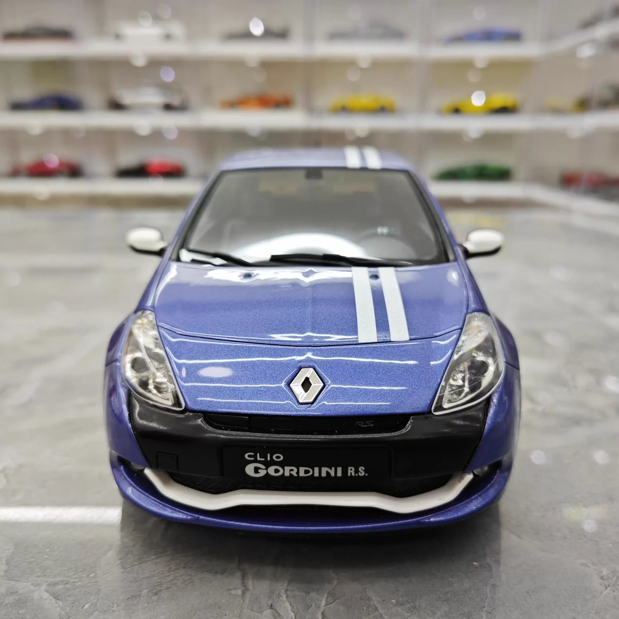 OTTO Renault 2010 Clio 3 RS Blue 1:18 – Collectible Resin Model Resin