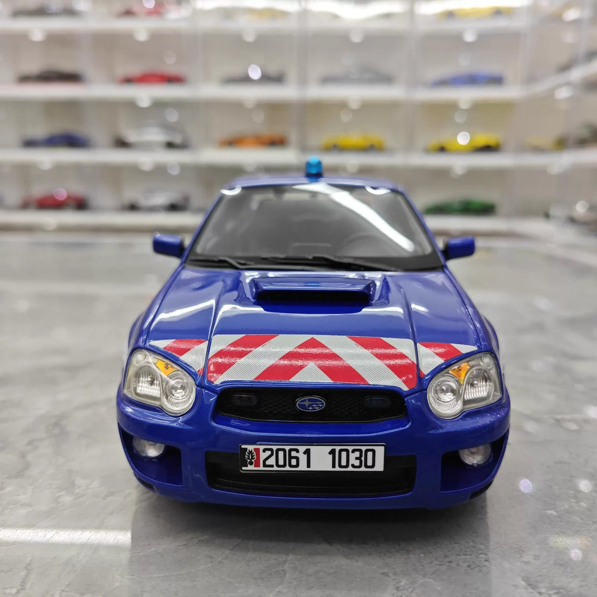 OTTO Subaru 2004 Impreza WRX STI Gendarmerie 1:18 – Resina de Modelo de Resina Colecionável