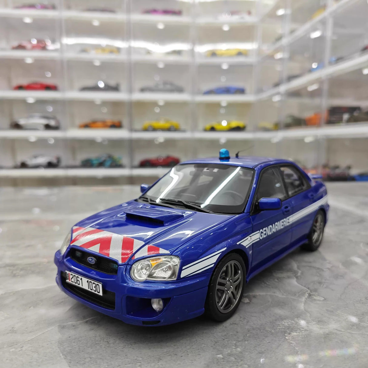 OTTO Subaru 2004 Impreza WRX STI Gendarmerie 1:18 – Resina de Modelo de Resina Colecionável