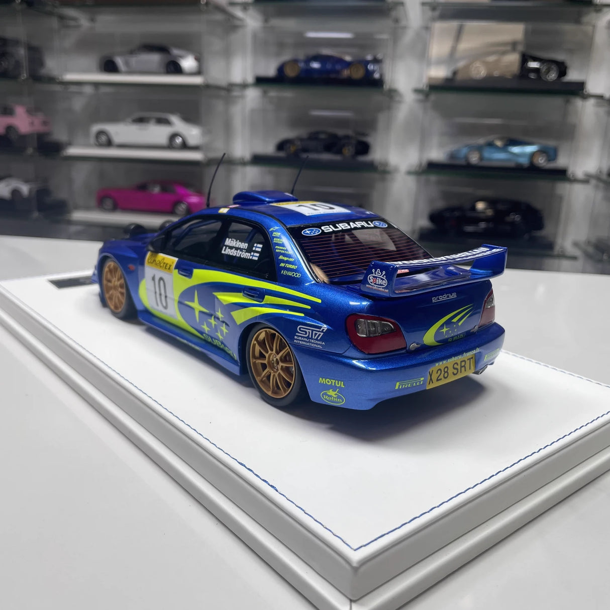 Subaru 2002 Impreza STI WRC #10 Modelo colecionável de resina 1:18 por SJF - ver 4