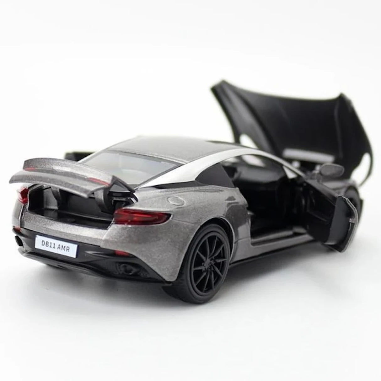 Aston Martin 2021 DB11 AMR 1:32 – Modelo de Exhibición de Fundición a Presión