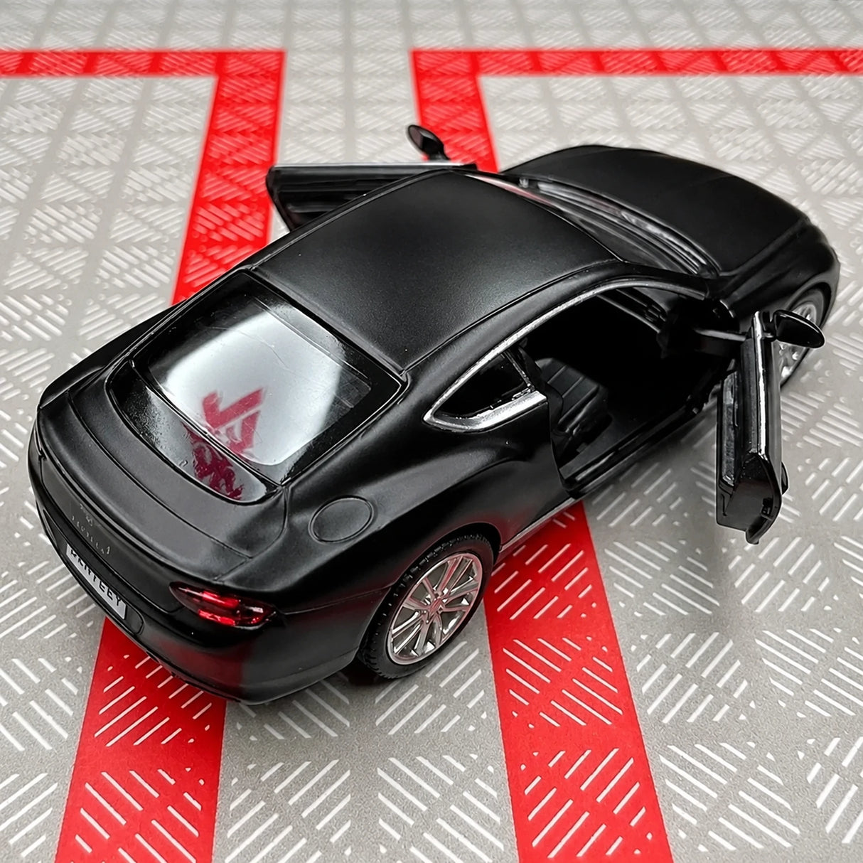 Bentley 2018 Continental GT Black 1:36 – Diecast Display Model Die-Cast