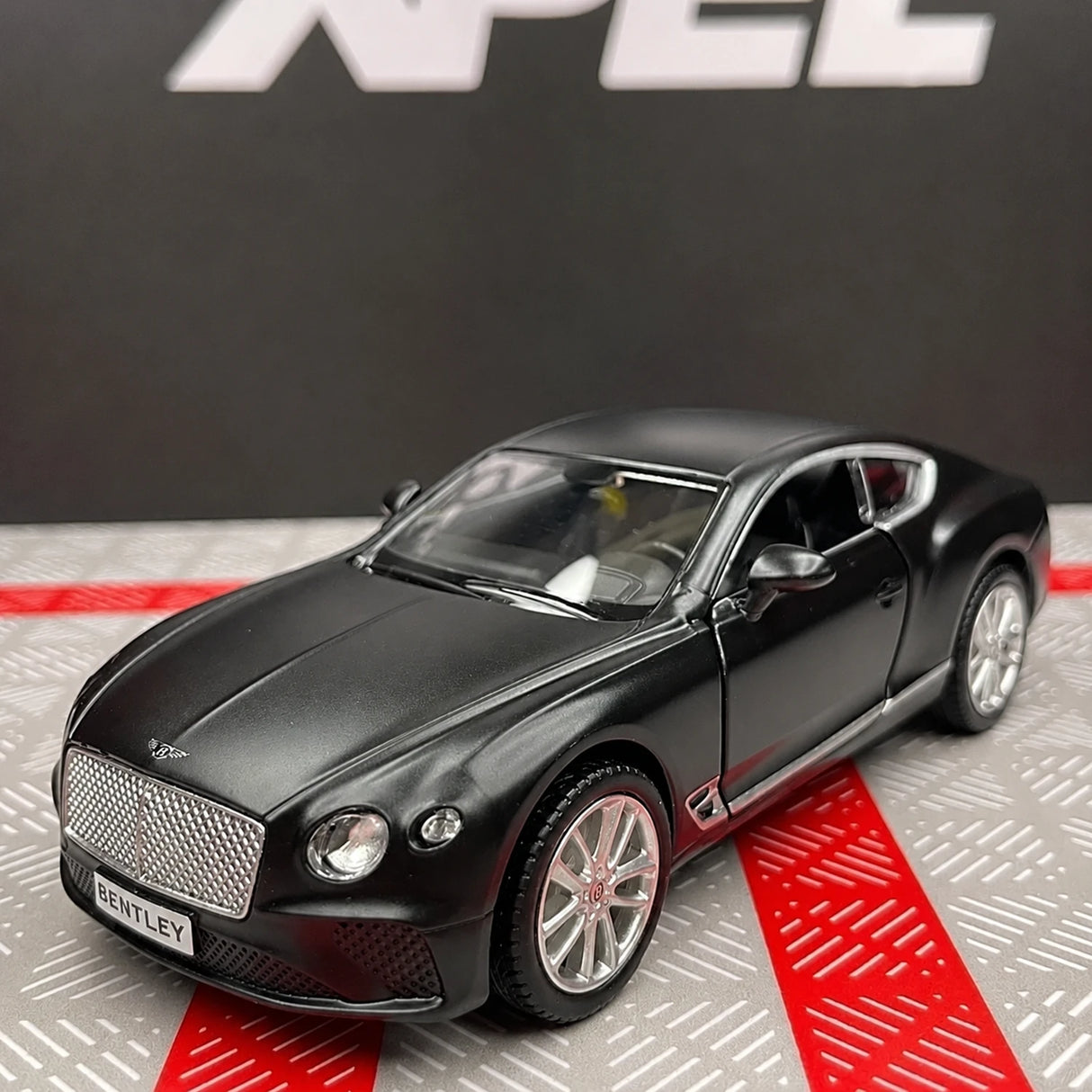 Bentley 2018 Continental GT Black 1:36 – Diecast Display Model Die-Cast