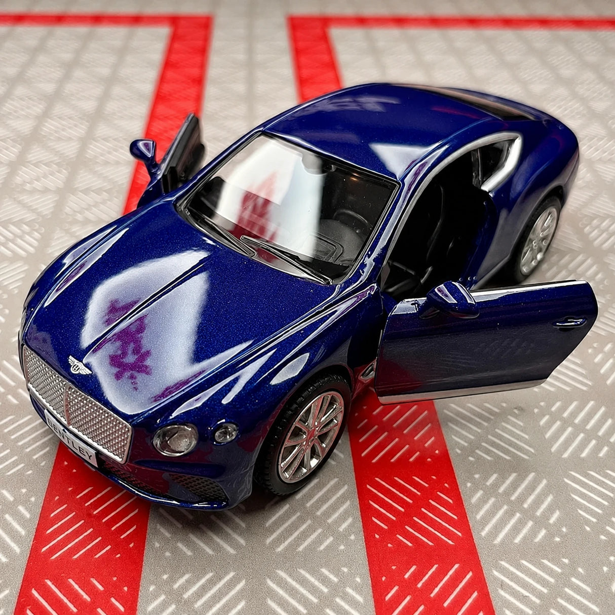 Bentley 2018 Continental GT Blue 1:36 – Diecast Display Model Die-Cast