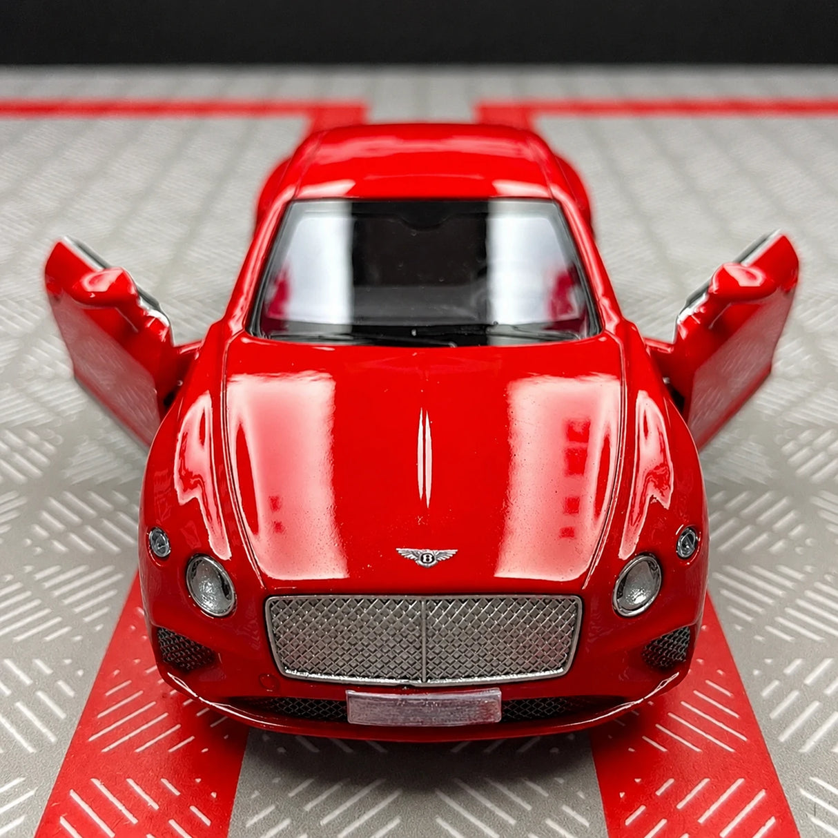 Bentley 2018 Continental GT Red 1:36 – Diecast Display Model Die-Cast