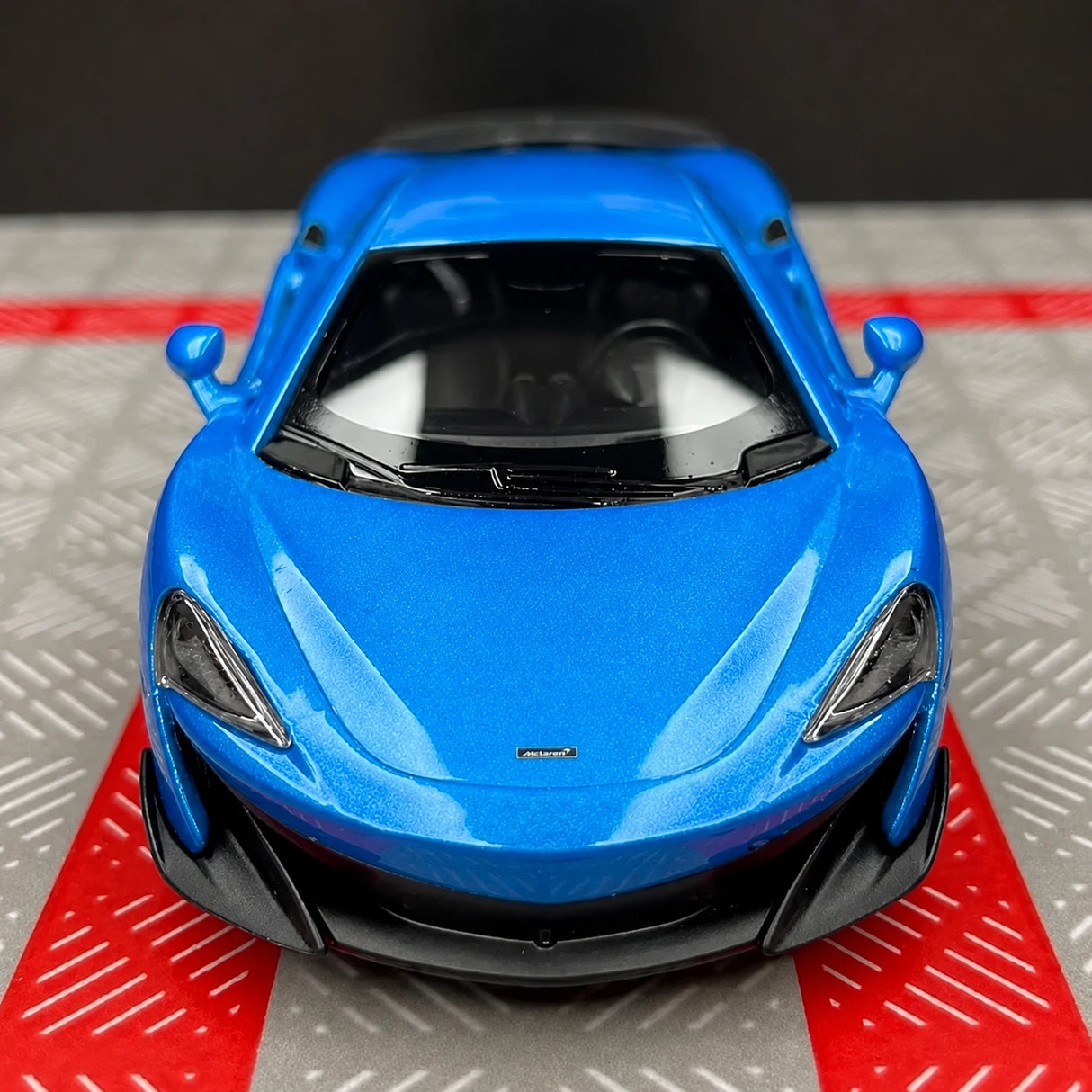 McLaren 2015 600LT Blue 1:36 – Diecast Display Model Die-Cast