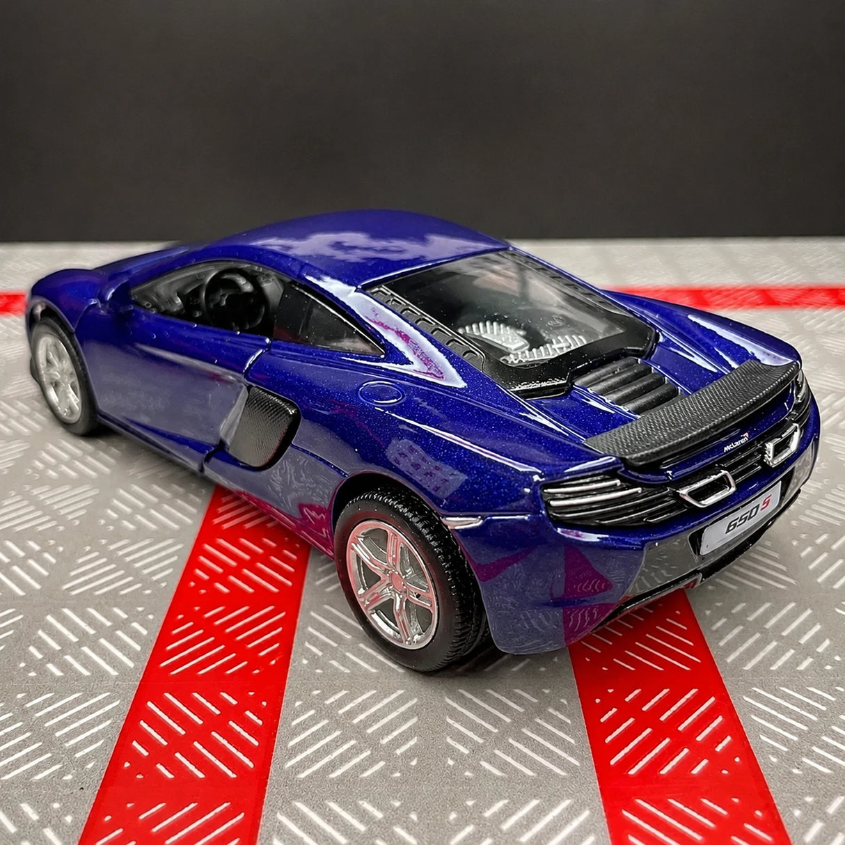 McLaren 2016 650S Glossy أزرق 1:36 – نموذج عرض معدني مصبوب