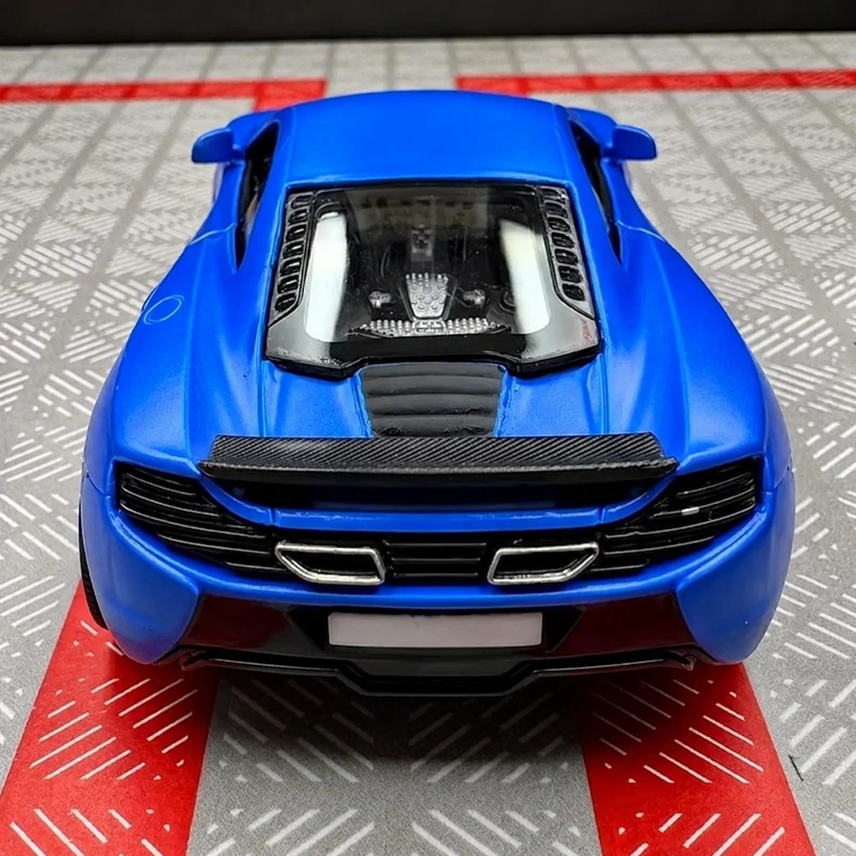 McLaren 2016 650S Matte أزرق 1:36 – نموذج عرض معدني مصبوب