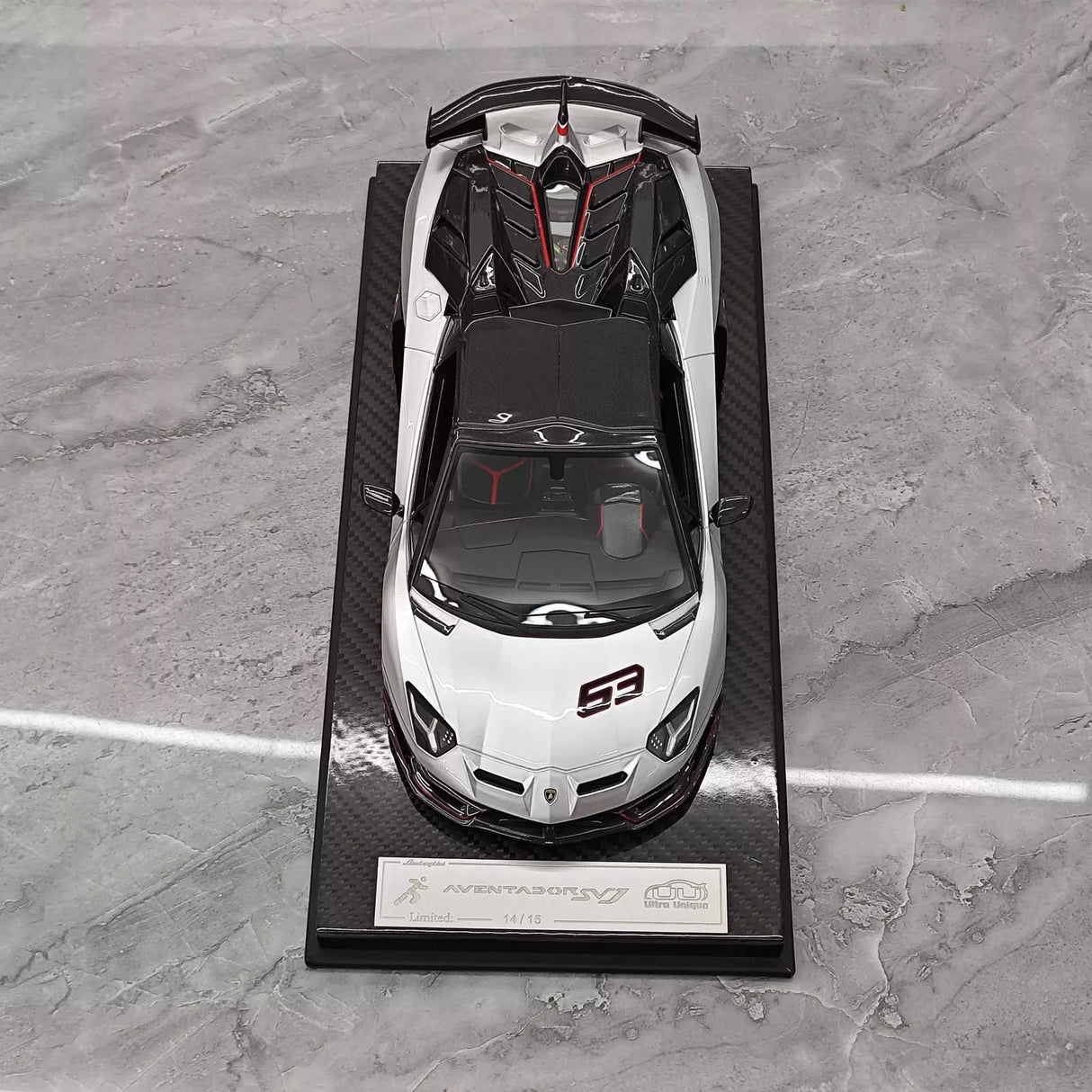Ultra Unique Lamborghini 2019 Aventador SVJ Silver 1:18 – Verzamelbare resin modelresin resin