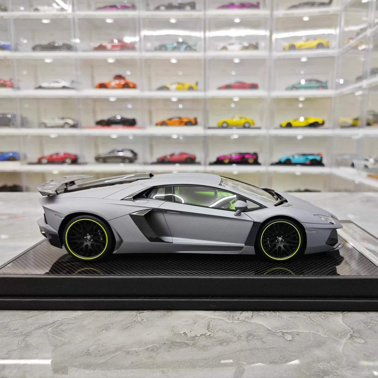 VMB Lamborghini 2012 Aventador LP700-4 Hamann Gray 1:18 – Keräilyhartsimallihartsi