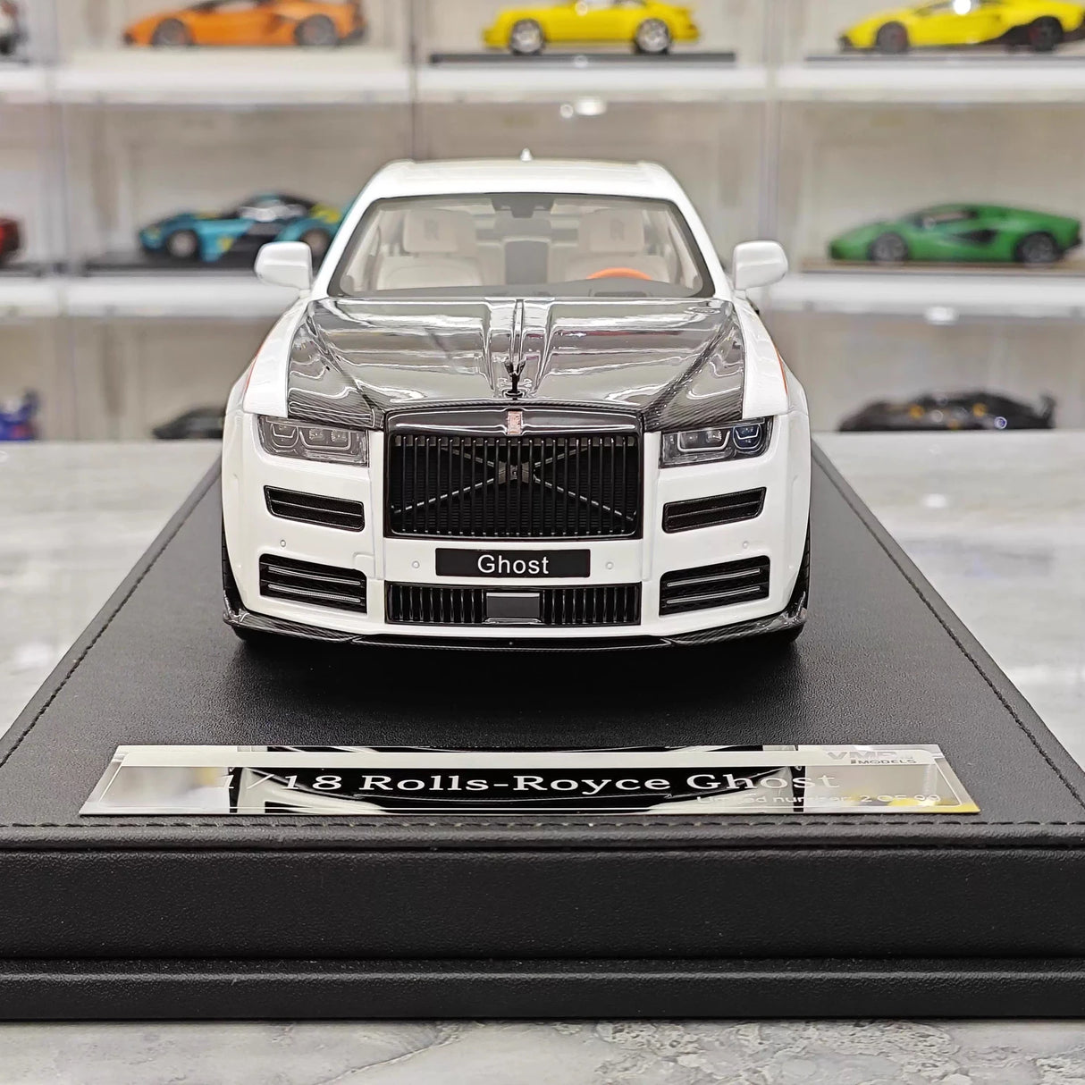 VMB Rolls-Royce 2021 Ghost Biało- 1:18 – kolekcjonerski model żywicy