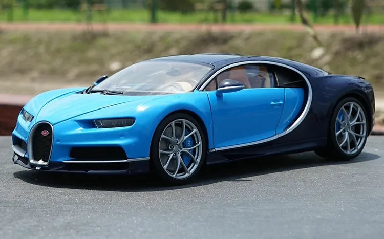 [OEM] 1:18 Bugatti 2016 Chiron blu modellino di auto Die-Cast