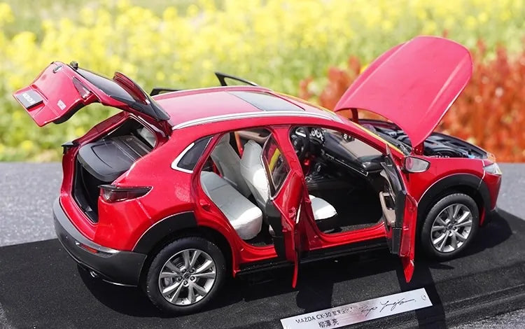 [OEM] 1:18 Mazda 2020 CX-30 Red Model Car Die-Cast