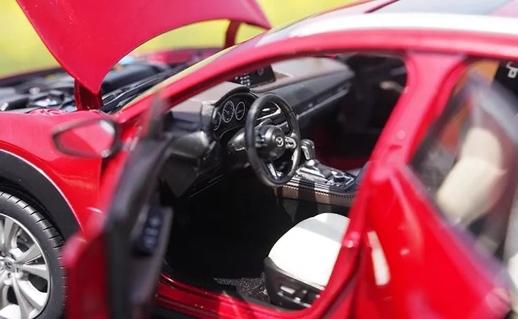 [OEM] 1:18 Mazda 2020 CX-30 Red Model Car Die-Cast