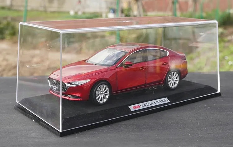 [OEM] 1:18 Mazda 2019 Mazda3 Red Model Car Die-Cast