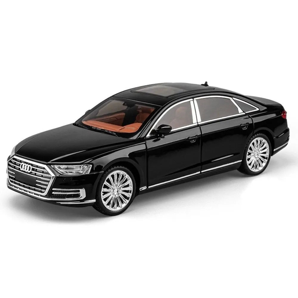 1:24 Audi 2017 A8 D5 Die Cast Model Car