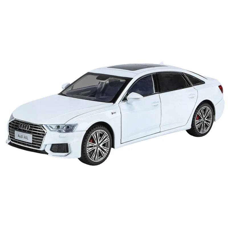 1:18 Audi 2018 A6L C8 Die Cast Model Car