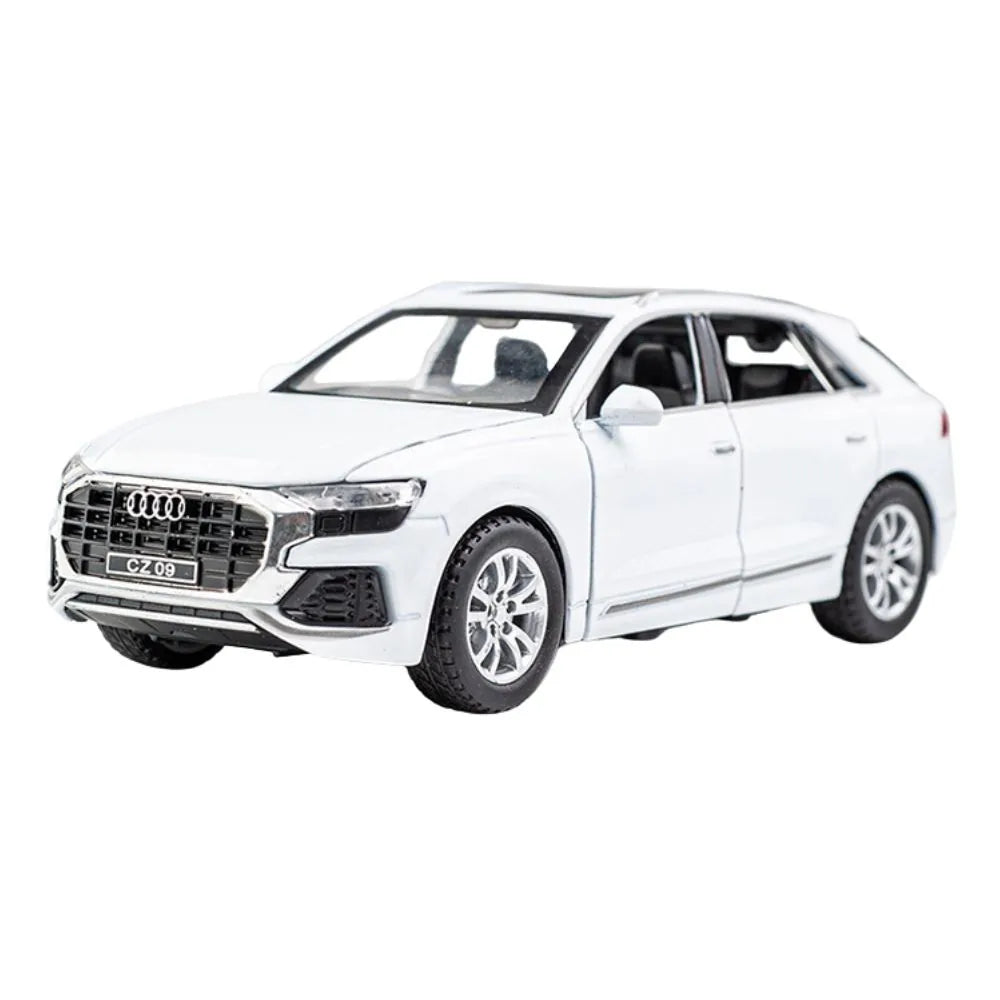 1:32 Audi 2018 Q8 Die Cast Model Car