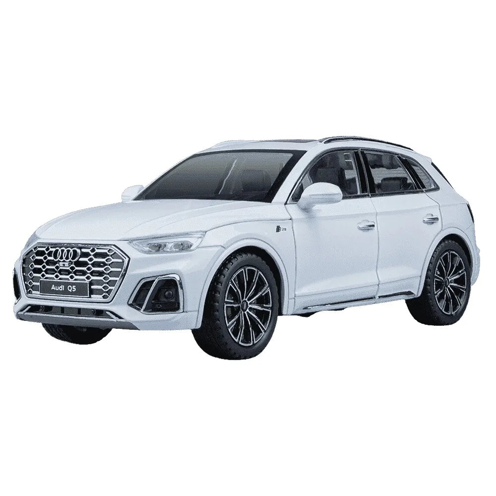 1:24 Audi 2021 Q5 Die Cast Model Car