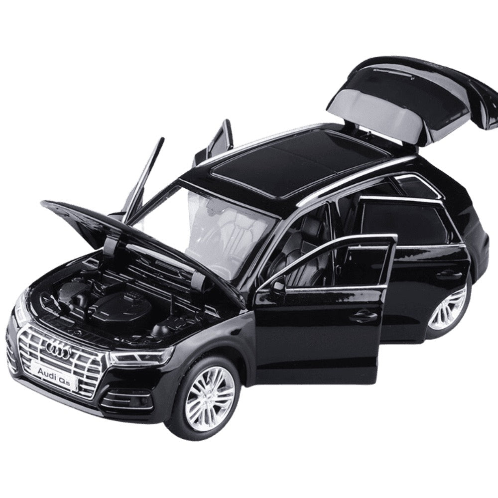 1:32 Audi 2019 Q5 55 TFSi E Quattro Die Cast Model Car