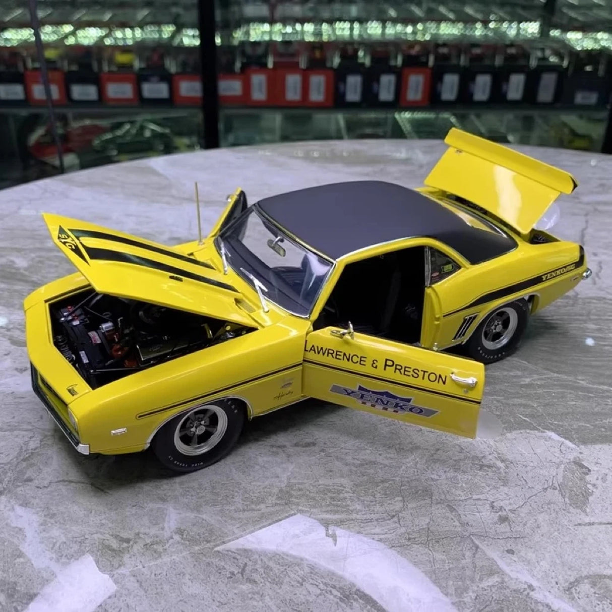 [ACME] 1:18 Chevrolet 1969 Yenko Camaro SC/SS/E geel modelauto Die-Cast