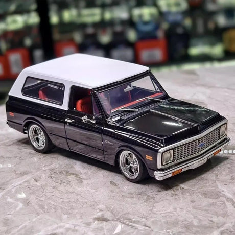 [ACME] 1:18 Chevrolet 1972 Blazer Custom Black Model Car Die-Cast
