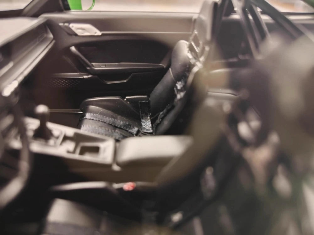 [AI Model] 1:18 Porsche 2023 911 992 GT3 RS Green Model Car Resin