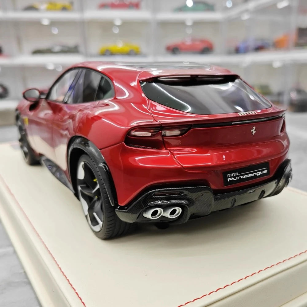 [AT] 1:18 Ferrari 2022 Purosangue Magenta Model Car Resin