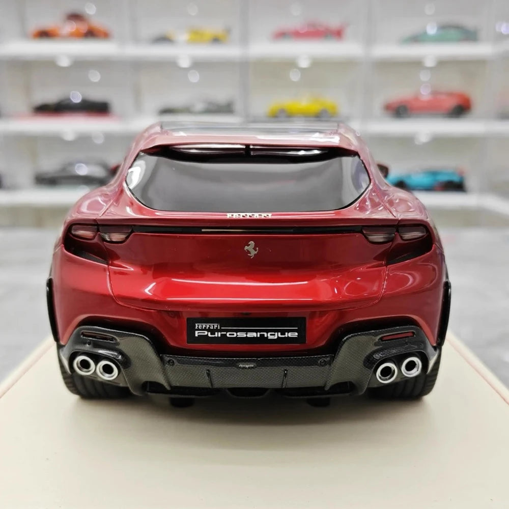 [AT] 1:18 Ferrari 2022 Purosangue Magenta Model Car Resin