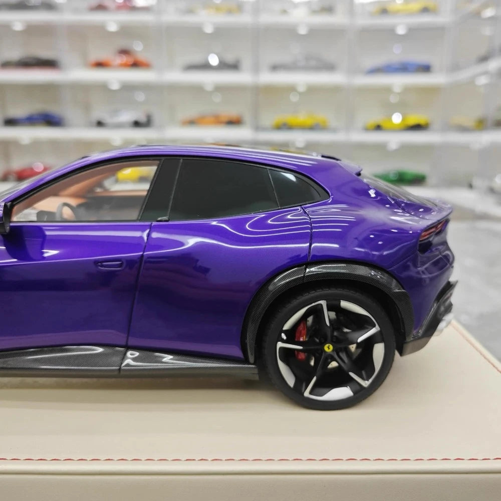 [AT] 1:18 Ferrari 2022 Purosangue Purple Model Car Resin