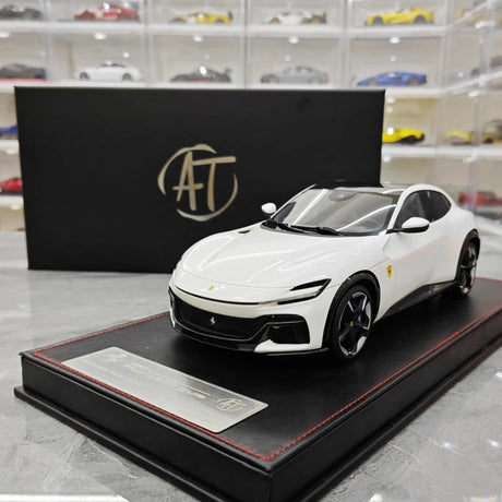[AT] 1:18 Ferrari 2022 Purosangue White Model Car Resin
