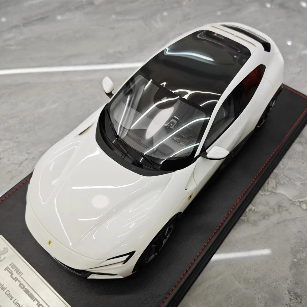 [AT] 1:18 Ferrari 2022 Purosangue vit modellbil harts