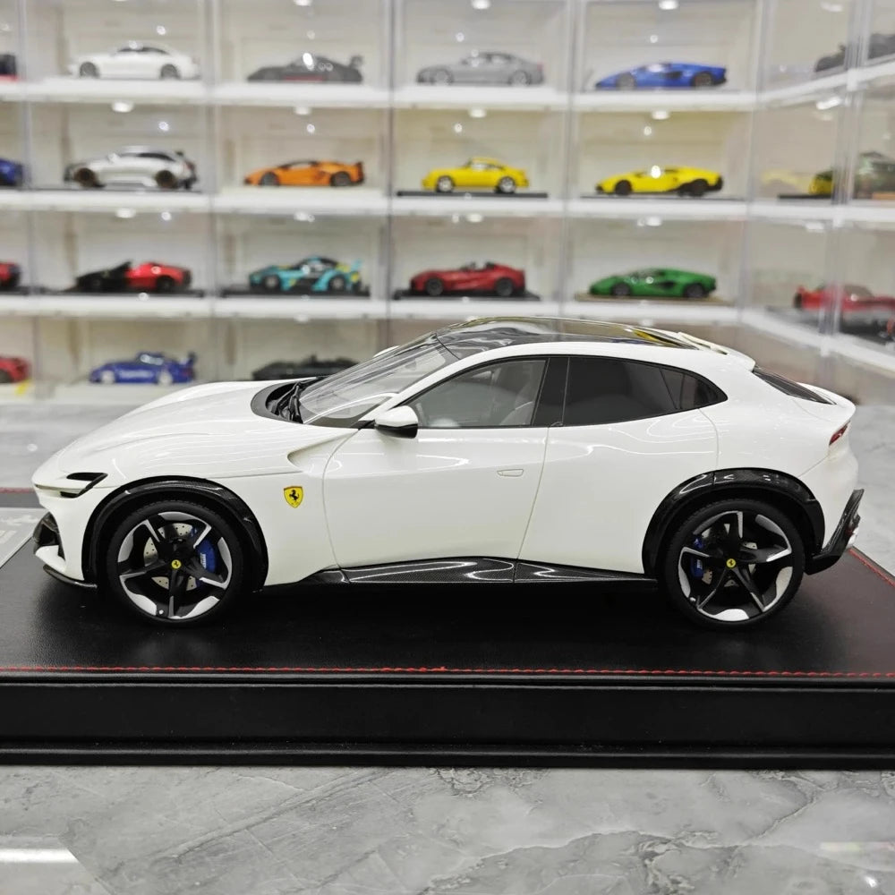 [AT] 1:18 Ferrari 2022 Purosangue White Model Car Resin