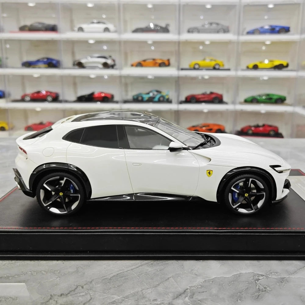 [AT] 1:18 Ferrari 2022 Purosangue White Model Car Resin