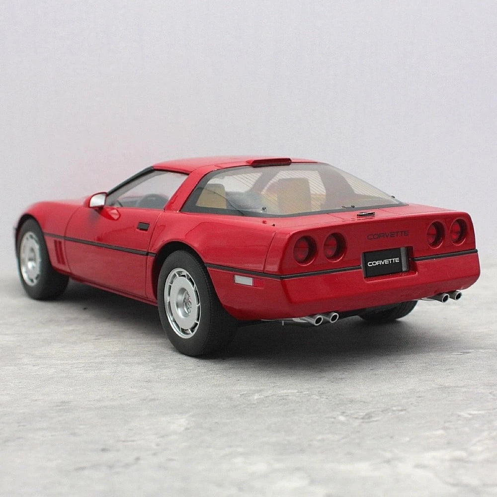 [AutoArt] 1:18 Chevrolet 1986 Corvette C4 Red Model Car Die-Cast