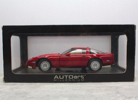 [AutoArt] 1:18 Chevrolet 1986 Corvette C4 Red Model Car Die-Cast