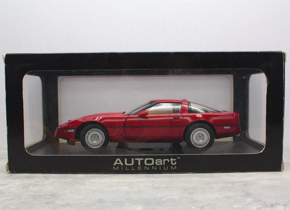 [AutoArt] 1:18 Chevrolet 1986 Corvette C4 Red Model Car Die-Cast